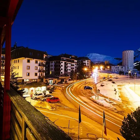 Biancaneve 3* Sestriere