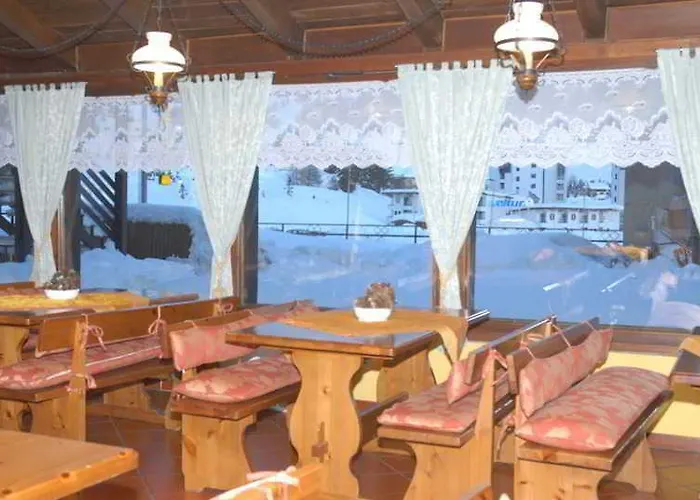 Hotel Biancaneve Sestriere